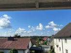 Neubau! Moderne 2-ZKB im OG mit Balkon, Fußbodenhzg., Videosprechanlage, elektr. Rollläden, Smart Home! - Ausblick Balkon