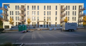 Erstbezug! 2-ZKB im 1. OG mit Balkon, Fußbodenhzg., elektr. Rollläden, Videosprechanl. u. Keller!, 85276 Pfaffenhofen an der Ilm, Etagenwohnung